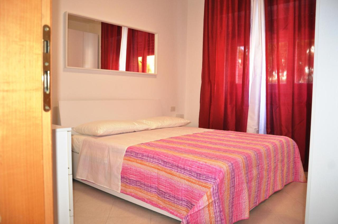 Via Battisti 231 1 Apartment Pietra Ligure Bagian luar foto